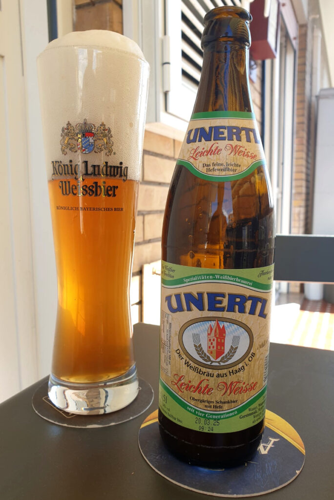 Unertl Leicht Weiss with full glass