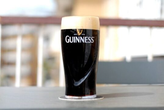 L’effetto spillatura della Guinness, senza il carboazoto